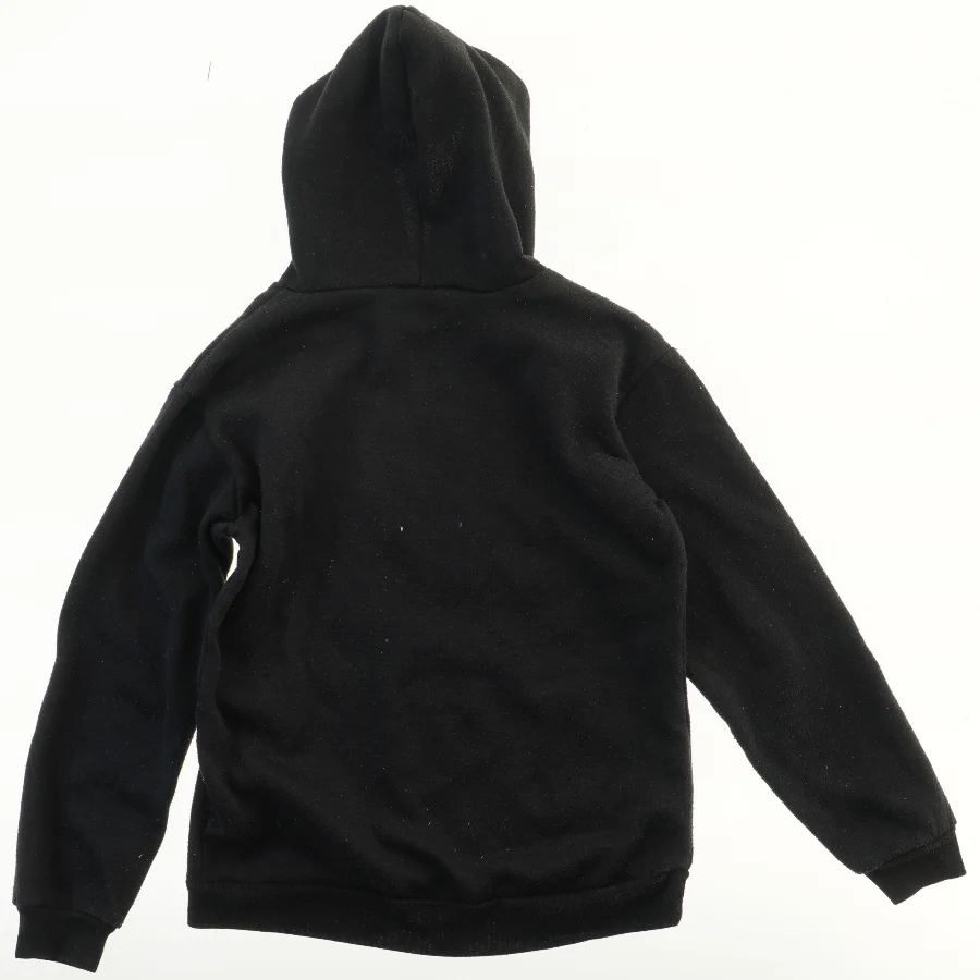 Sort hættetrøje med Pika tryk (str.  150 )