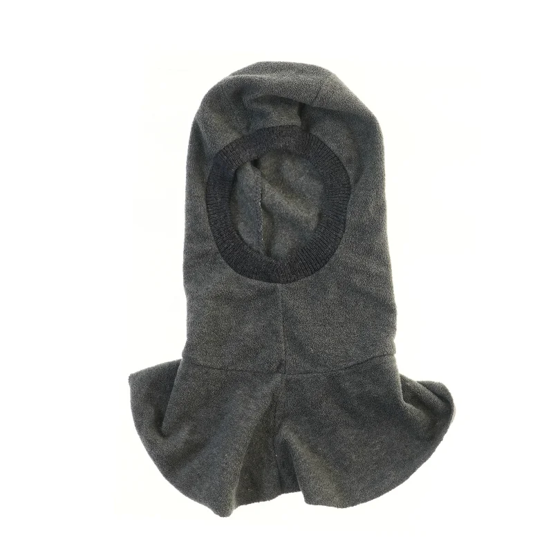 Børnehue i fleece (str. 122-128 )