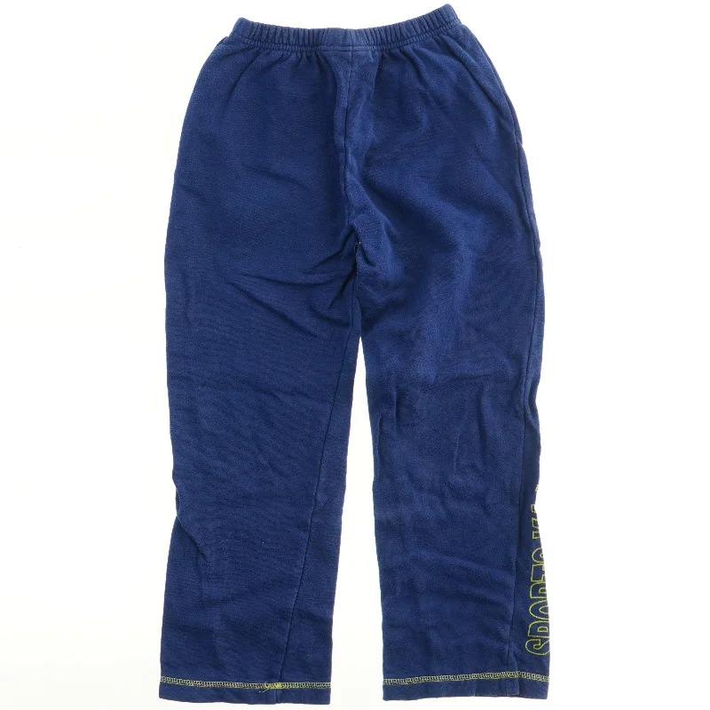 Sportsdragt med hættetrøje og bukser fra Kaj Og Andrea (str. 116)