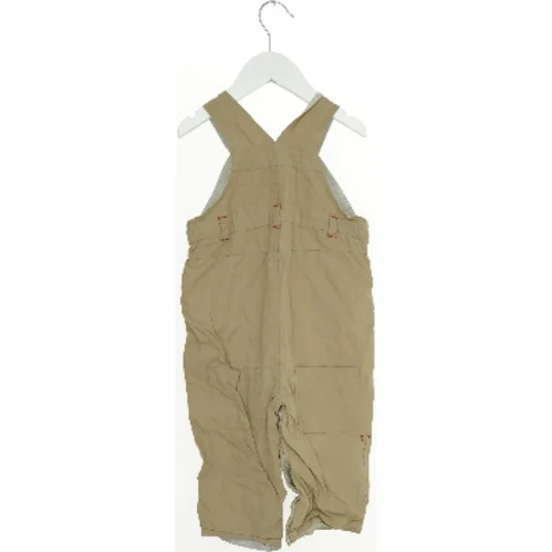 Sandfarvet overalls til børn fra Babaluno (str. 92)