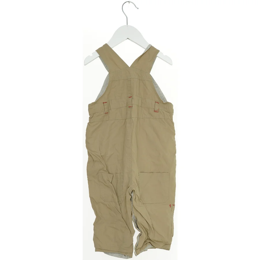 Sandfarvet overalls til børn fra Babaluno (str. 92)