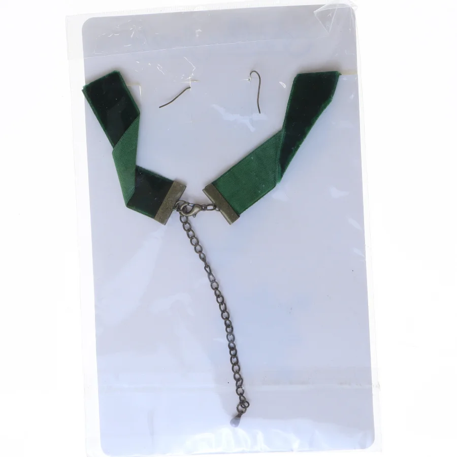 Grøn halskæde og ørestikker sæt fra Fashion Jewelry