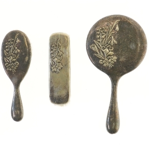 Gammel håndspejl og børstesæt (str. 17-29 cm)