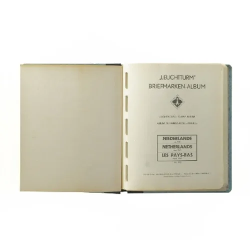 Frimerkealbum (str. 28 x 31 cm)