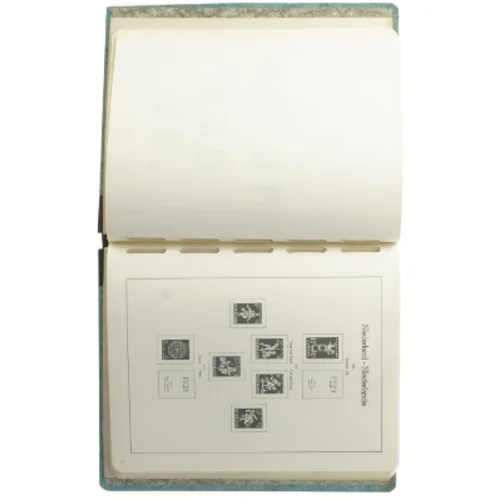 Frimerkealbum (str. 28 x 31 cm)