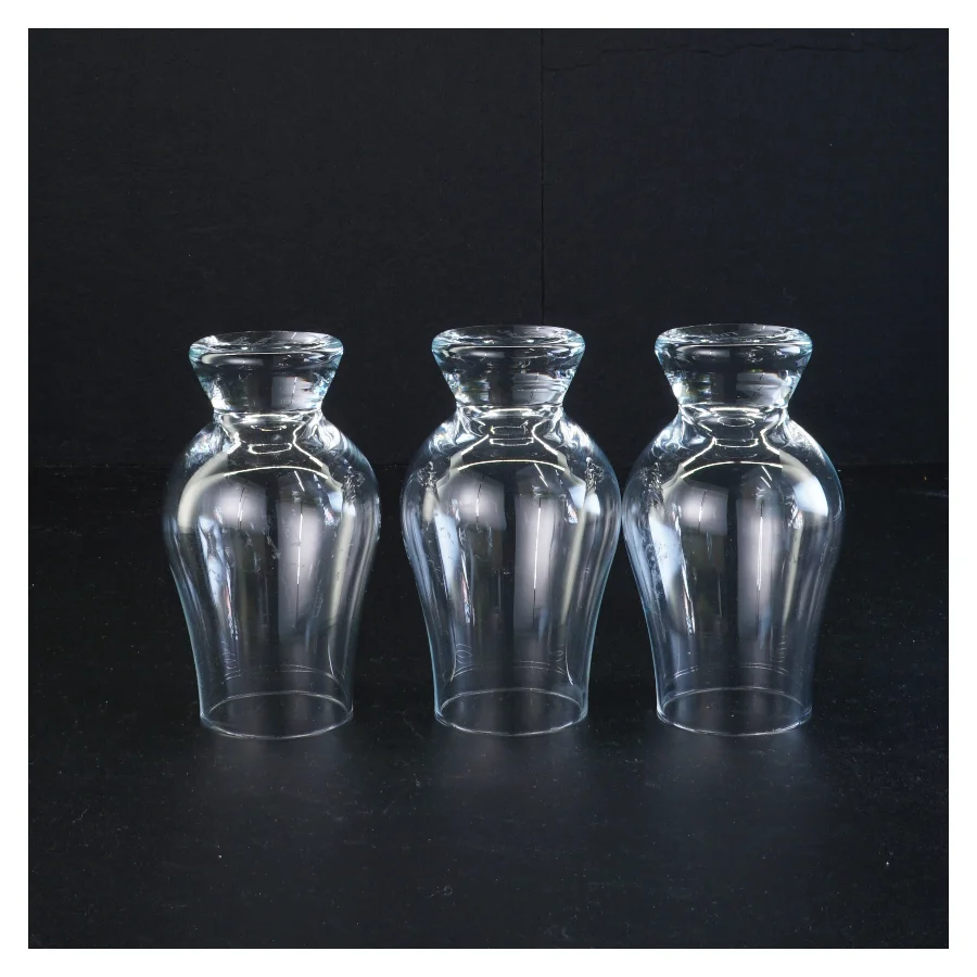 3 drikkeglas (str. 11 x 6 cm)