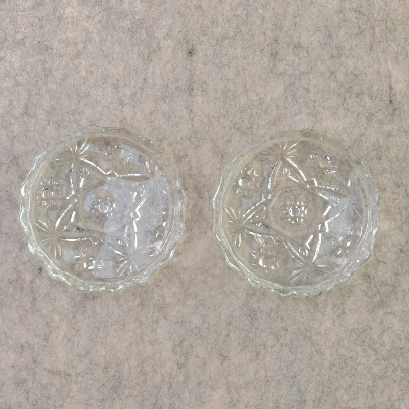 krystal skål, der kan deles i 2 (str. 10 cm)