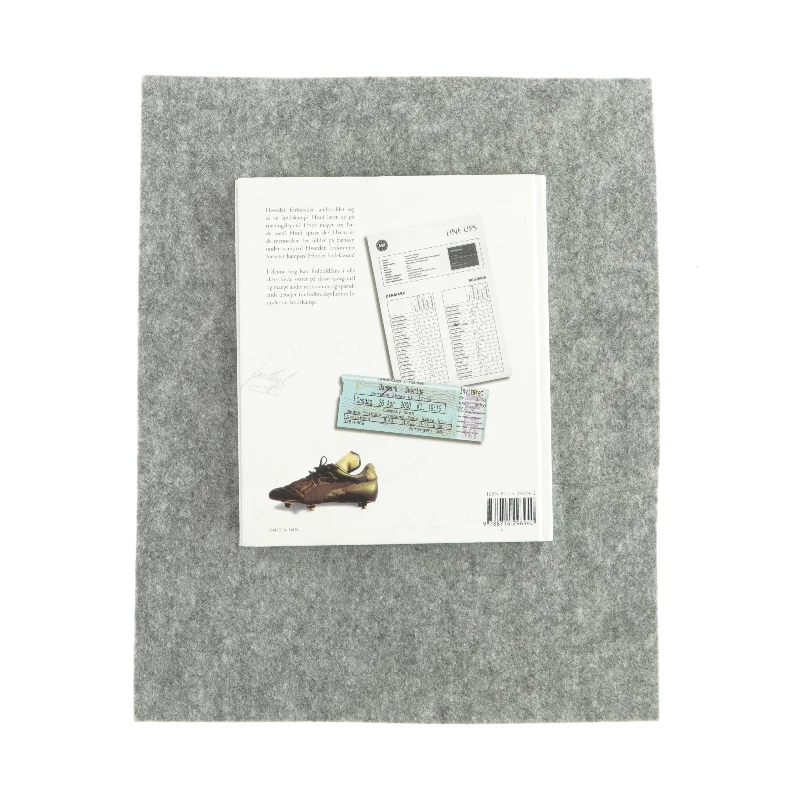 Med landsholdet til kamp af Birger Peitersen (bog)