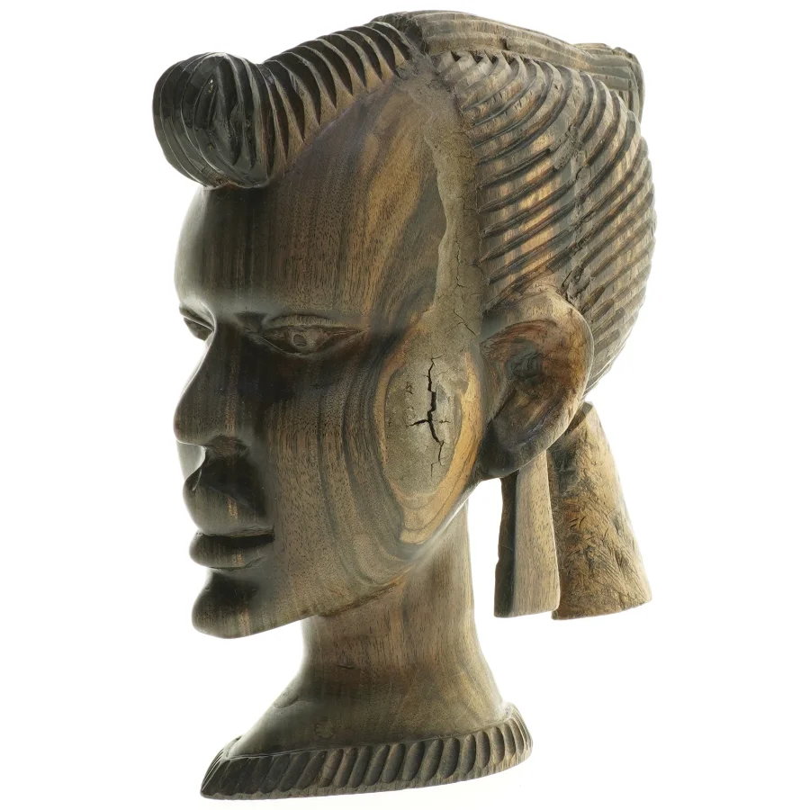 Træskulptur (str. 24 x 16 cm)