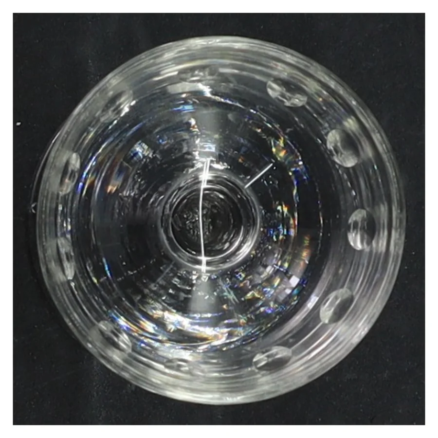 Vinglas med fod (str. H. 9,5 cm. ø. 5,5 cm)