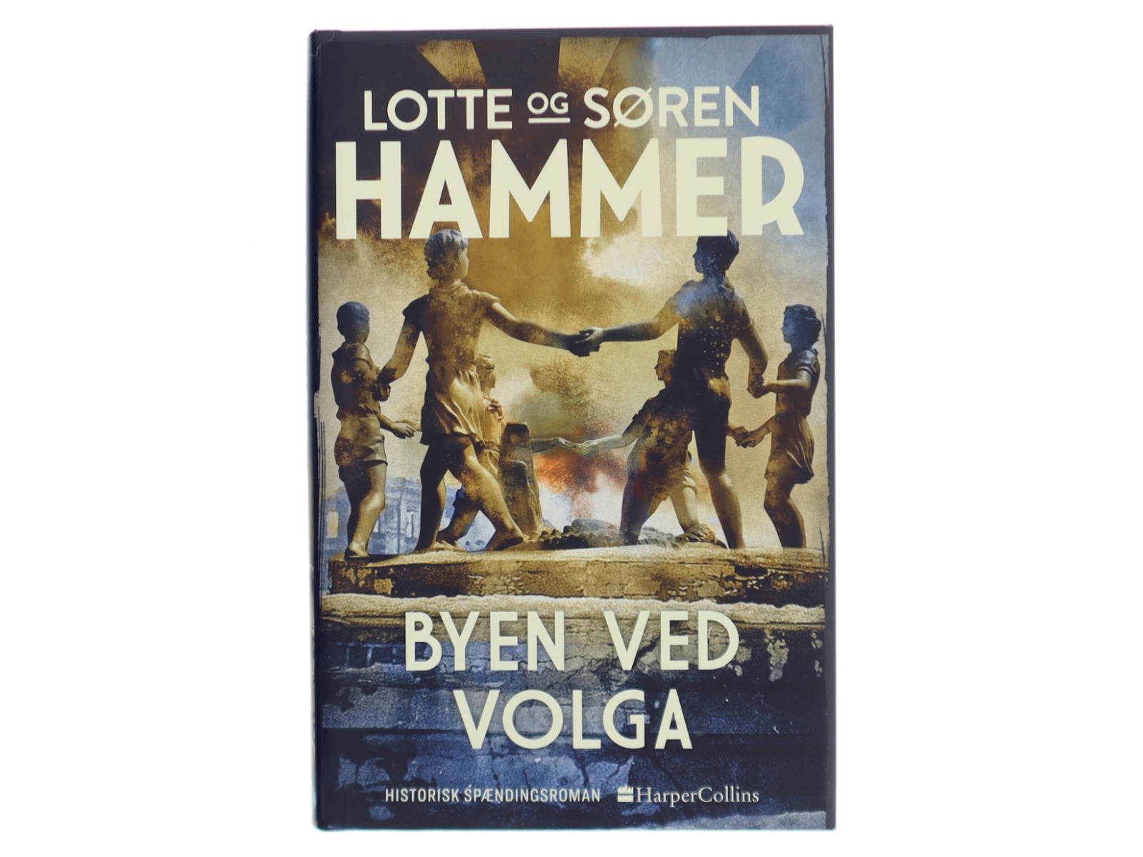 Byen ved Volga af Lotte Hammer (Bog)