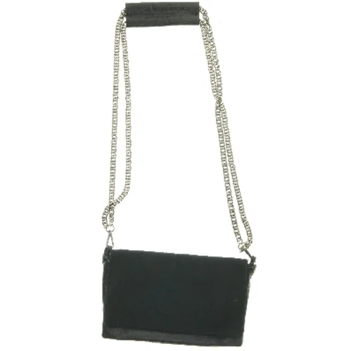 Sort skuldertaske med metalkæde (str. 27,5x17,5 cm)