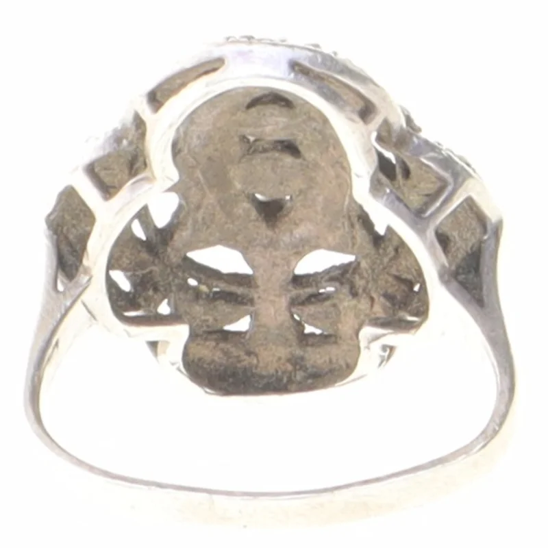 Sølv ring med filigran mønster (str. Ø 52 mm)