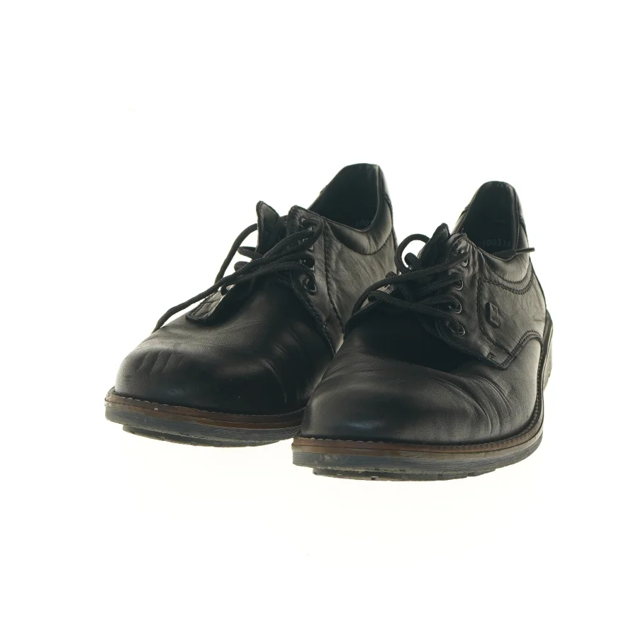 Herresko i sort læder fra Riekectex (str. 44 )