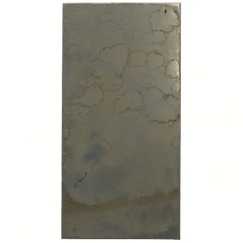 Førstehjælpsskab i metal (str. 30x15x29,5 cm)