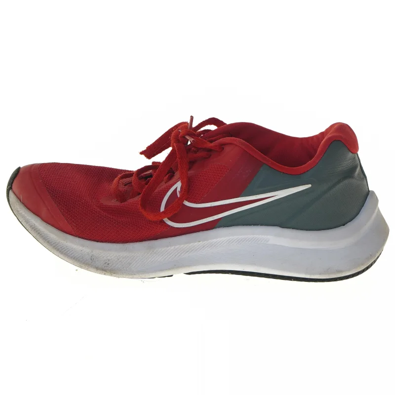 Nike løbesko str. 37,5 fra Nike (str. 37,5 )