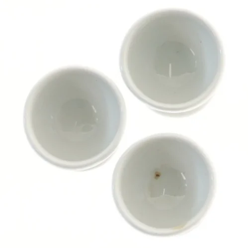 Sæt med 3 æggebægre (str. 7,5 cm)