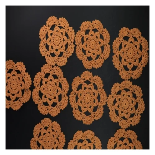 Hæklede rondeller (str. 15 cm i diameter. 10 styk)