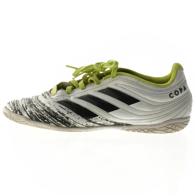 Fodboldstøvler fra Adidas (str. 37,5)