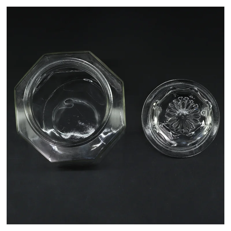 Glasbeholder med låg (str. Ø 10,5 cm længde 16,5 cm)