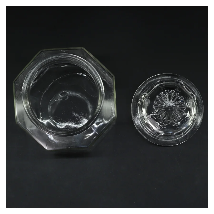 Glasbeholder med låg (str. Ø 10,5 cm længde 16,5 cm)