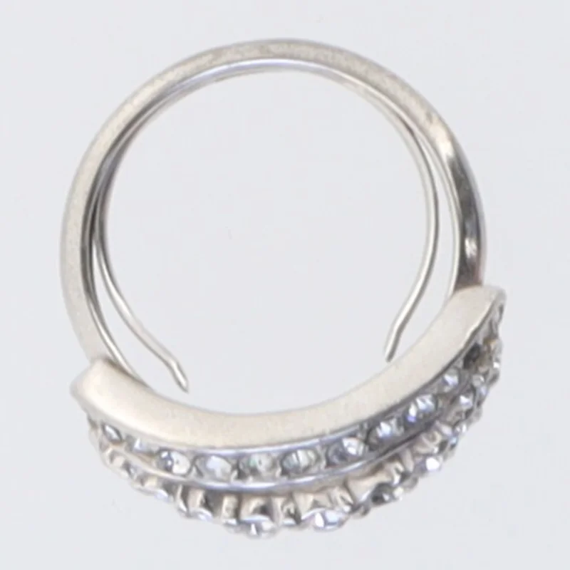 Sølvfarvet ring med zirkonia (str. 51)