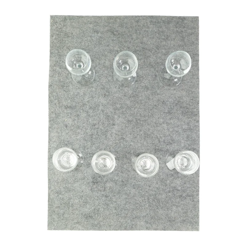 Hvidvinsglas (7 stk) (str. HØ: 19x6 og 20x6 cm)