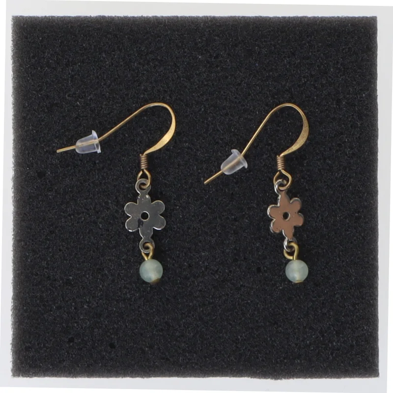 Øreringe med blomster og perler