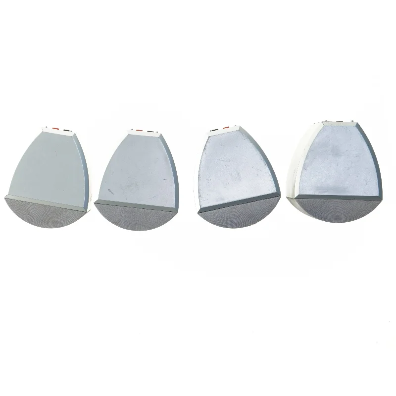 Sæt af små højttalere (str. 11x9,5 cm)