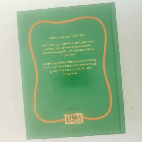 Krudtugler & englebasser af Hanne Hastrup, H.C. Andersen, Thomas Winding, Brødrene Grimm, Bent Haller (Bog)