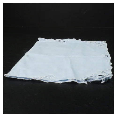 Blå dekorativ lysedug med broderi (str. 43 x 30 cm)