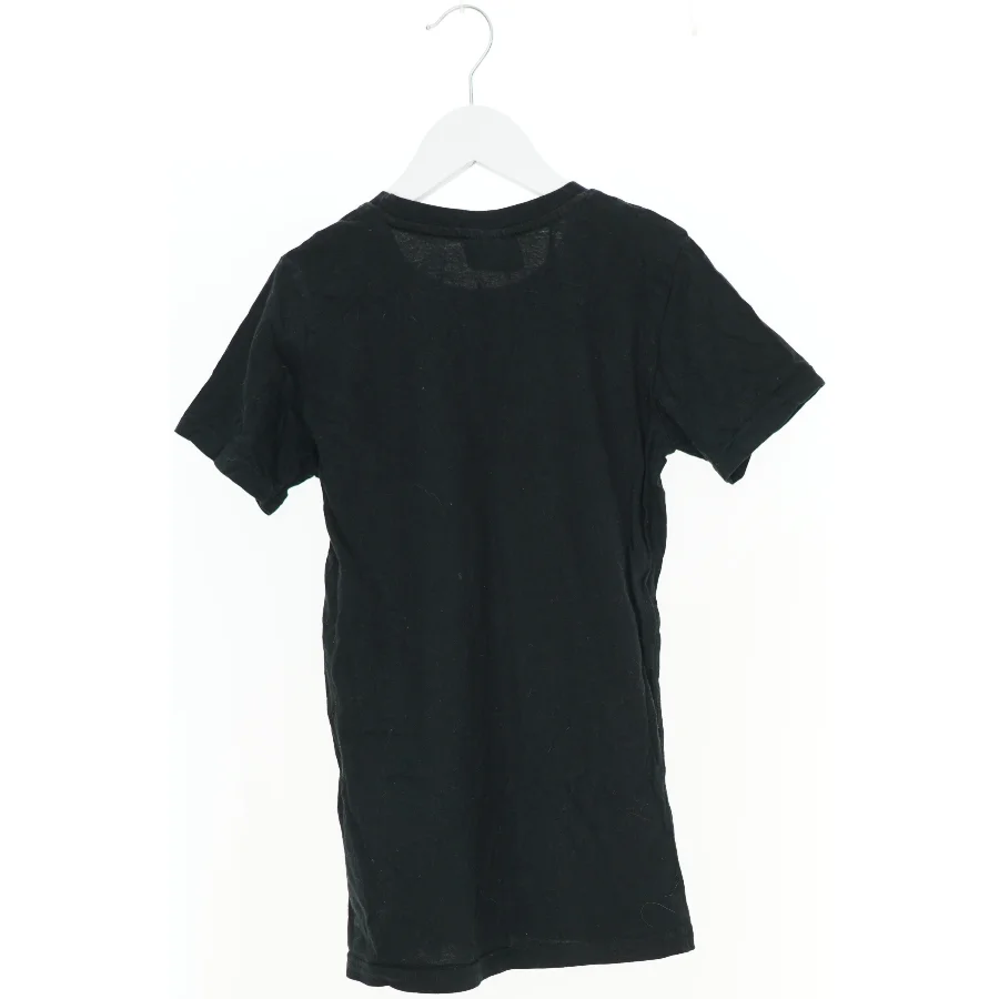 T-Shirt fra DWG (str. 140 cm)