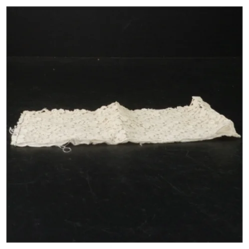 Hvidt blonde tekstil (str. 24 x 10 cm)