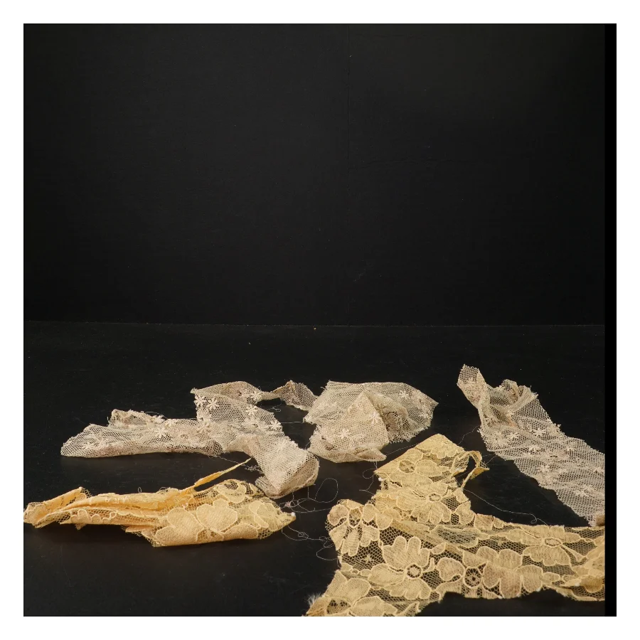 Antikke blonder (str. 20 x 5 cm)