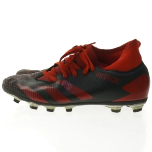 Fodboldstøvler fra Adidas (str. 37,5)