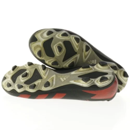 Fodboldstøvler fra Adidas (str. 37,5)