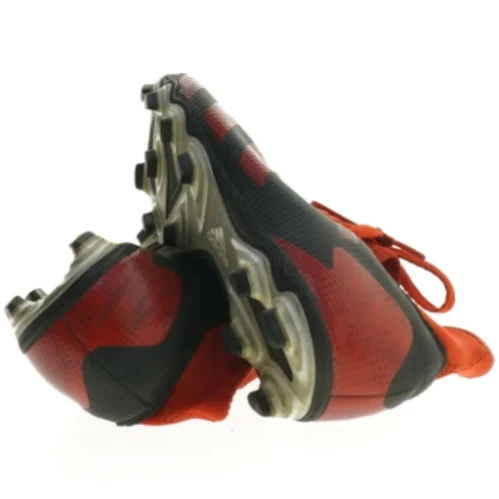 Fodboldstøvler fra Adidas (str. 37,5)