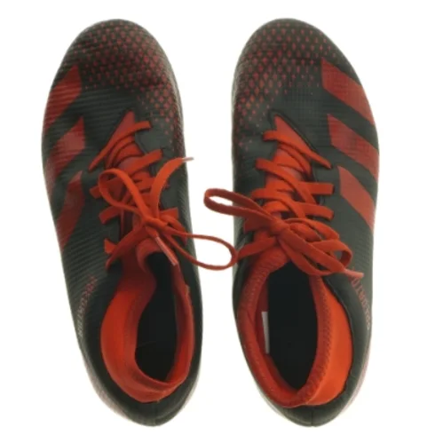 Fodboldstøvler fra Adidas (str. 37,5)