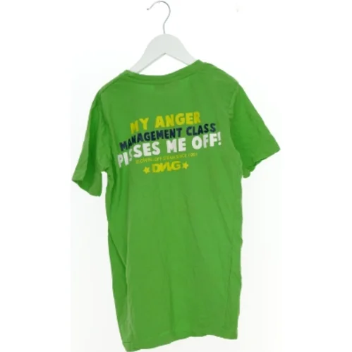 T-Shirt fra DWG (str. 152 cm)