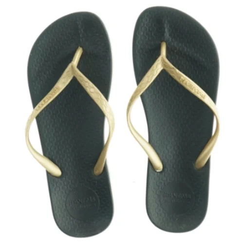 Guld og sorte flip-flops fra Ipanema (str. 37)
