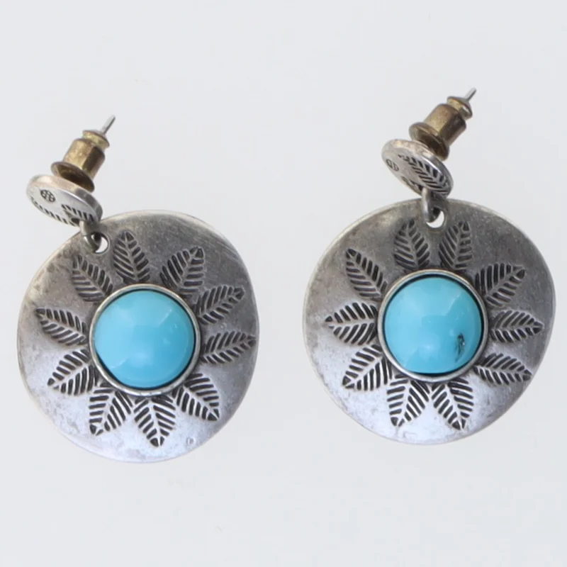 Sølvfarvede øreringe med turkis (str. 3 cm)