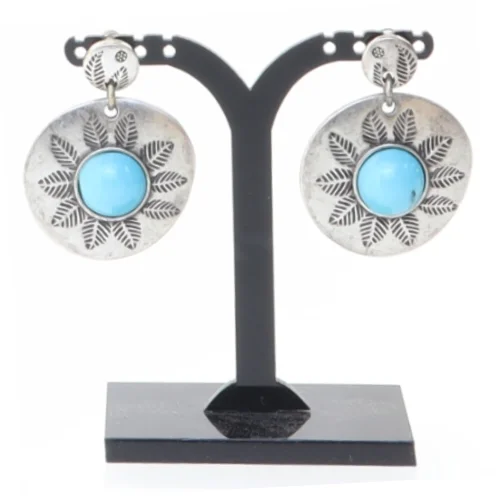 Sølvfarvede øreringe med turkis (str. 3 cm)