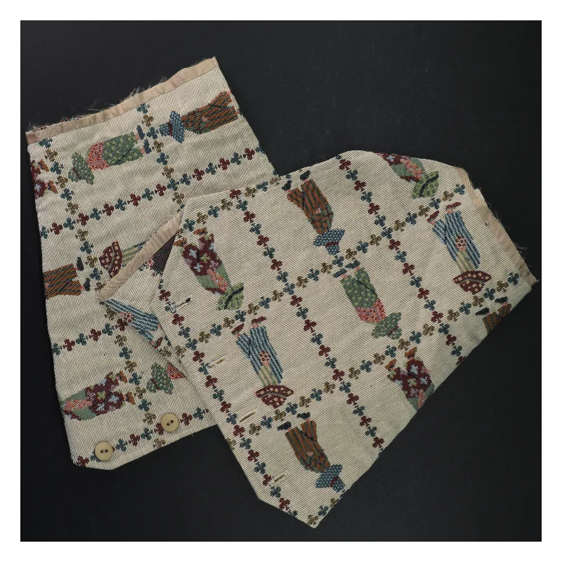 Forstykker til vest (str. 47 x 25 cm)