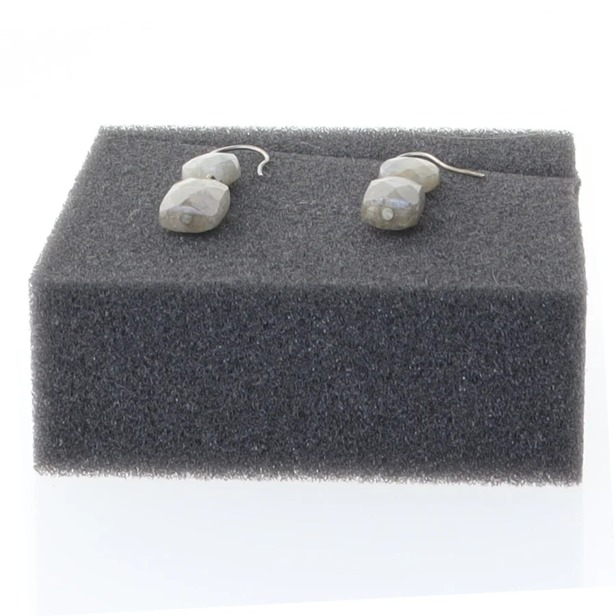 Øreringe med sten (str. 2,5 cm)