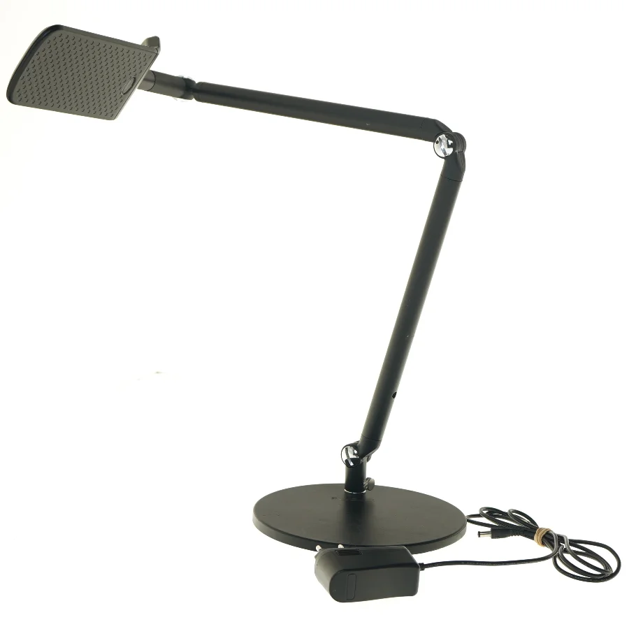 Moderne LED bordlampe (str. 65 cm)