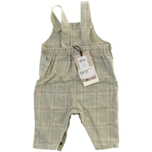 Ny sparkedragt fra Lil atelier (str. 56)