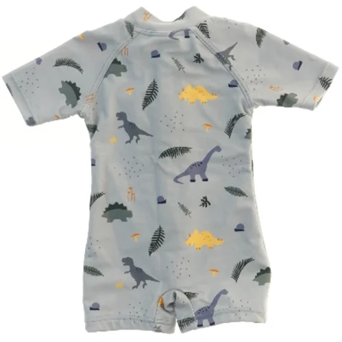 Ny UV-dragt med dinosaurprint fra Liewood (str. 62)