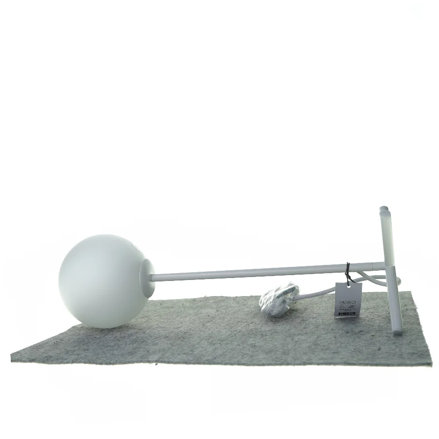 Bordlampe fra Hübsch (str. 50 cm)