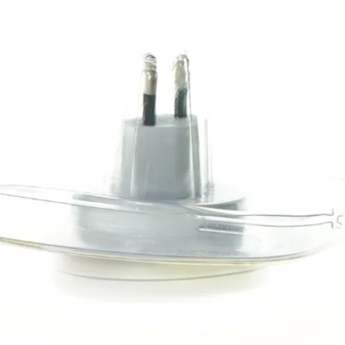 Omformer/adaptor fra Go Travel (str. 6 cm)