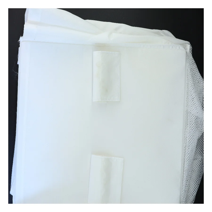 Hvidt tekstil opbevaringssystem til ophængning fra IKEA (str. 35 x 45 x 125 cm)